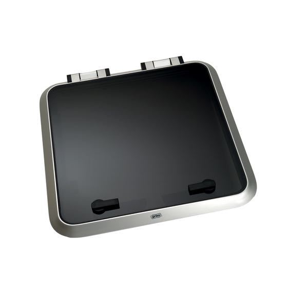 Gebo Flushline skylight 420x420mm, monteret på bådtag
