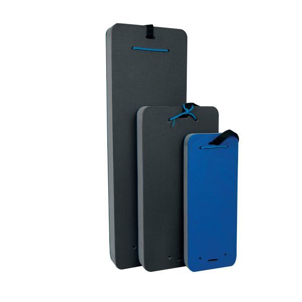 SeaTec fender i blå og grå, set fra siden, klar til montering på båd