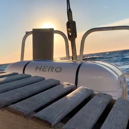 Betræk til Hero redningsflåde med logo og håndtag.