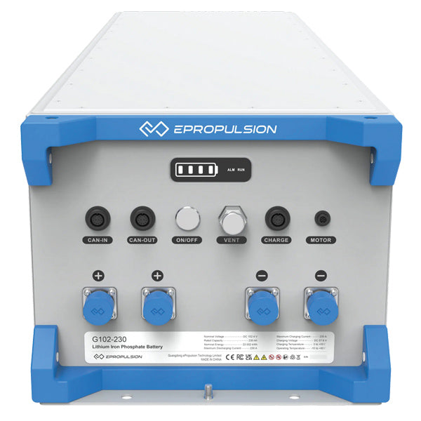 Epropulsion batteri G102-230 placeret på bådens dæk