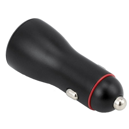1852 oplader installeret i båd, der viser USB-portene og voltmeteret.