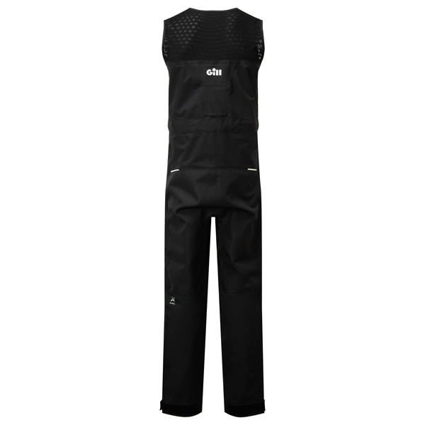 Gill V101T Verso Buks Unisex i brug på sejlbåd i racing-situation.